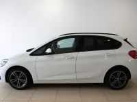 Gebraucht BMW 220 Active Tourer Sport Line 192 PS (141 kW) 2019 Weiß Van / Kleinbus