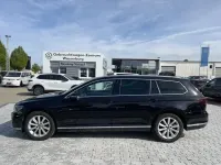 Gebraucht VW Passat Elegance 150 PS (110 kW) 2021 Deep black perleffekt Kombi