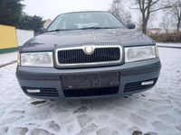 Gebraucht Skoda Octavia Tour 102 PS (75 kW) 2009 Grau Limousine