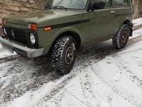 Gebraucht Lada niva 82 PS (60 kW) 2011 Grün SUV