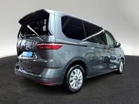Gebraucht VW Multivan Life 150 PS (110 kW) 2024 Indiumgrau metallic Van