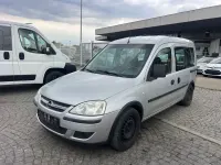 Gebraucht Opel Combo Edition 97 PS (71 kW) 2006 Silber Van / Kleinbus