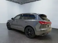 Gebraucht VW Touareg R-line 286 PS (210 kW) 2024 Siliziumgrau (metallic) SUV
