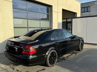 Gebraucht Mercedes E220 136 PS (100 kW) 2007 Schwarz Limousine