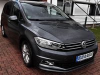Gebraucht VW Touran Comfortline 110 PS (80 kW) 2016 Grau Van / Kleinbus