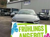 Gebraucht Hyundai i30 120 PS (88 kW) 2019 Shadow grey Kleinwagen