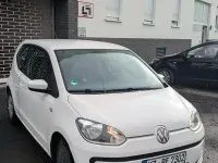 Używany VW up! 60 KM (44 kW) 2014 Biały Hatchback