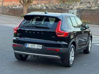 Gebraucht Volvo XC40 Momentum 150 PS (110 kW) 2021 Schwarz SUV