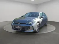Gebraucht VW Passat Elegance 150 PS (110 kW) 2025 Grau Kombi