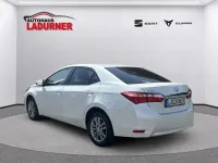 Gebraucht Toyota Corolla Life+ 132 PS (97 kW) 2015 Weiss Limousine