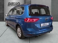 Gebraucht VW Touran Comfortline 150 PS (110 kW) 2022 Caribbean blue metallic Van / Kleinbus