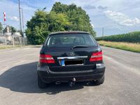 Gebraucht Mercedes B150 95 PS (69 kW) 2008 Schwarz Van / Kleinbus