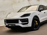Gebraucht Porsche Cayenne Turbo E-Hybrid 740 PS (544 kW) 2025 Grau SUV
