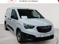 Używany Opel Combo 102 KM (75 kW) 2024 Biały Minivan