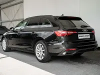 Gebraucht Audi A4 Basis 150 PS (110 kW) 2022 Mythosschwarz metallic Kombi