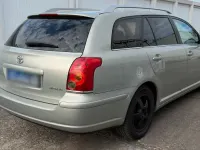 Gebraucht Toyota Avensis 130 PS (95 kW) 2004 Andere farben Kombi