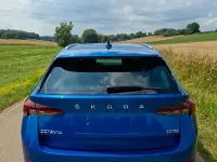 Gebraucht Skoda Octavia Clever 150 PS (110 kW) 2022 Blau Kombi