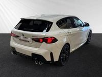 Gebraucht BMW M135 Shadowline 300 PS (220 kW) 2024 Alpinweiss Kleinwagen