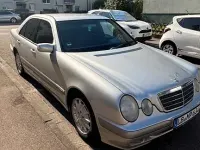 Gebraucht Mercedes E200 Classic 163 PS (119 kW) 2000 Silber Limousine