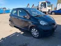 Gebraucht Toyota Aygo 68 PS (50 kW) 2007 Schwarz Kleinwagen