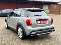 Gebraucht Mini Cooper Classic 136 PS (100 kW) 2021 Grau Kleinwagen