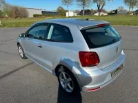 Gebraucht VW Polo Trendline 75 PS (55 kW) 2015 Silber Kleinwagen
