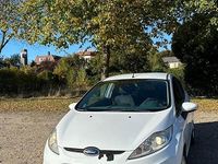 Gebraucht Ford Fiesta Titanium 82 PS (60 kW) 2009 Weiß Kleinwagen