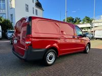 Gebraucht Mercedes Vito 163 PS (119 kW) 2019 Jupiterrot Van