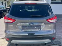 Gebraucht Ford Kuga Trend 150 PS (110 kW) 2014 Schwarz SUV