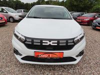 Gebraucht Dacia Sandero Essentiel 67 PS (49 kW) 2024 Weiß Kleinwagen