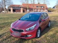 Gebraucht Kia Ceed 99 PS (72 kW) 2013 Rot Kleinwagen