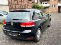 Gebraucht VW Golf VI 80 PS (58 kW) 2009 Schwarz Kleinwagen
