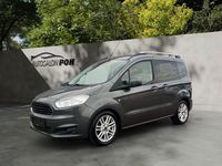 Gebraucht Ford Tourneo Titanium 101 PS (74 kW) 2016 Grau Kombi