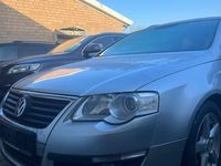 Gebraucht VW Passat 105 PS (77 kW) 2008 Grau Limousine