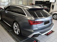 Używany Audi RS6 Ambiente 600 KM (441 kW) 2021 Szary Kombi