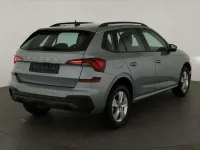Neu Skoda Kamiq Selection 150 PS (110 kW) 2026 Race blau metallic SUV