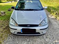 Gebraucht Ford Focus 100 PS (73 kW) 2002 Silber Kleinwagen