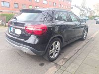 gebraucht Mercedes GLA180 - URBAN TOP ZUSTAND