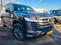Gebraucht Toyota Land Cruiser 303 PS (222 kW) 2023 Grau SUV