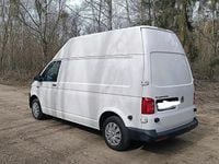 Gebraucht VW Transporter 115 PS (84 kW) 2018 Weiß Van