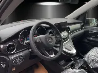 Gebraucht Mercedes V250 190 PS (139 kW) 2025 Kieselgrau Van / Kleinbus