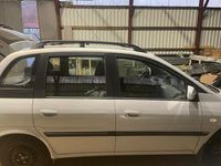 Second-hand Hyundai Matrix 103 CP (75 kW) 2005 Argintiu Monovolum