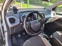 gebraucht Toyota Aygo (X) 1,0-l-VVT-i x-play touch x-play touch