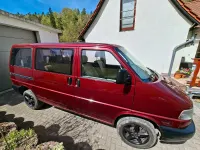 Second-hand VW Caravelle 151 CP (111 kW) 2000 Roșu Van