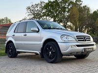 Gebraucht Mercedes ML400 250 PS (183 kW) 2002 Silber SUV