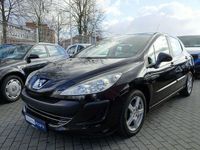 Gebraucht Peugeot 308 Tendance 90 PS (66 kW) 2008 Schwarz Limousine