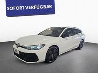 Gebraucht VW Passat R-line 193 PS (141 kW) 2026 Pure white uni / grenadillschw Kombi