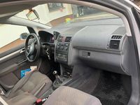 Gebraucht VW Touran Basis 102 PS (75 kW) 2004 Silber Van / Kleinbus