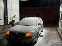 Gebraucht VW Passat Highline 136 PS (100 kW) 2005 Schwarz Kombi