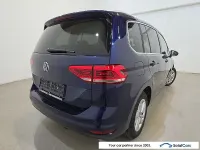 Gebraucht VW Touran Highline 150 PS (110 kW) 2020 Blau Van / Kleinbus
